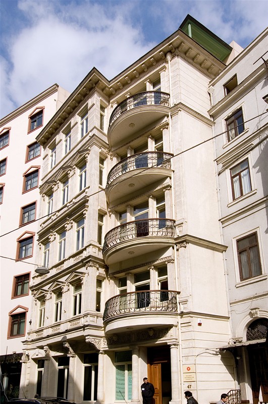 İstanbul Araştırmaları Enstitüsü